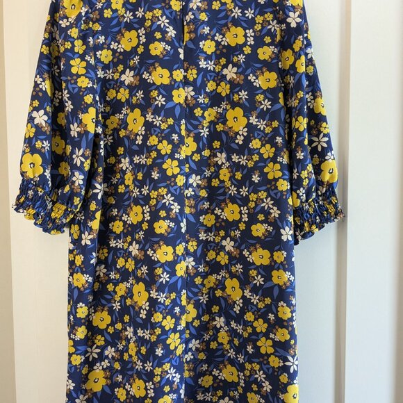 **Ann Taylor Floral Dress – Size M** - Picture 3 of 7